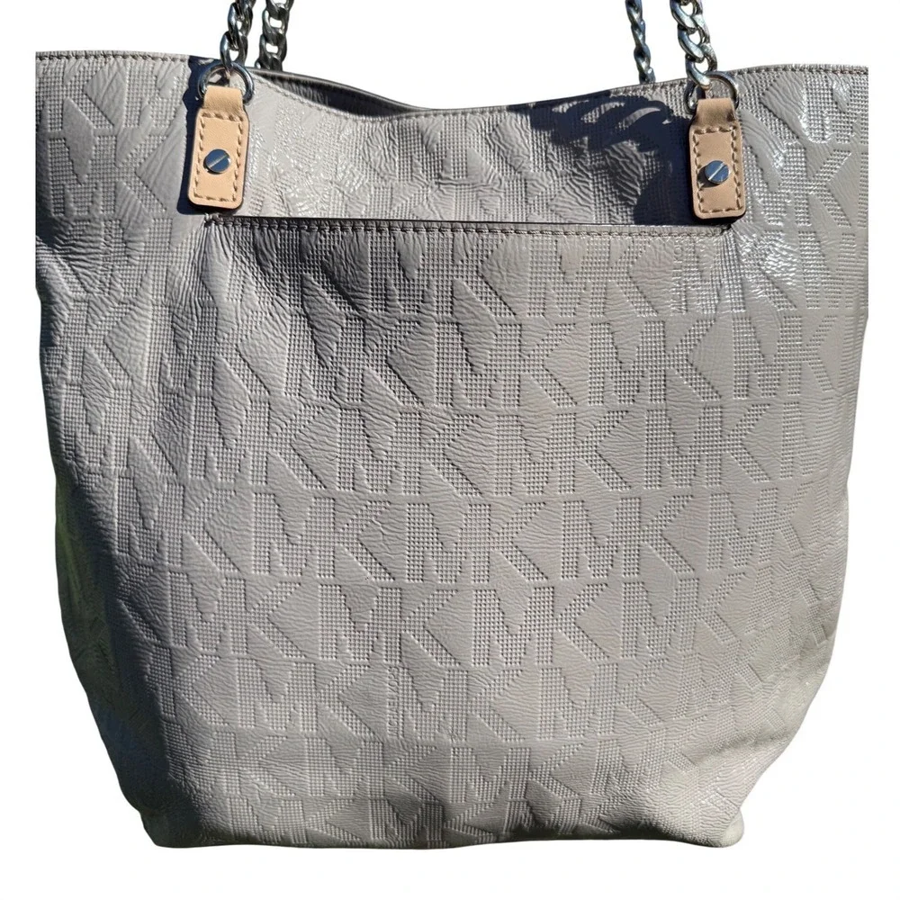 Michael Kors Jet Set Chain Shoulder Tote Bag, Soft Pearl Gray Pebbled Leather
